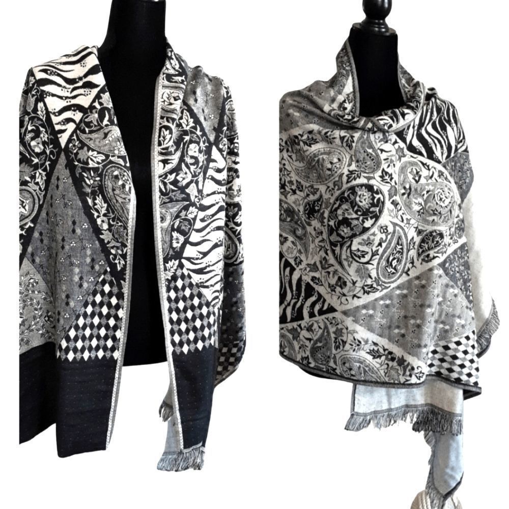 Wrap Shawl Reversible Scarf Woven in Black and Gray New Without Tags